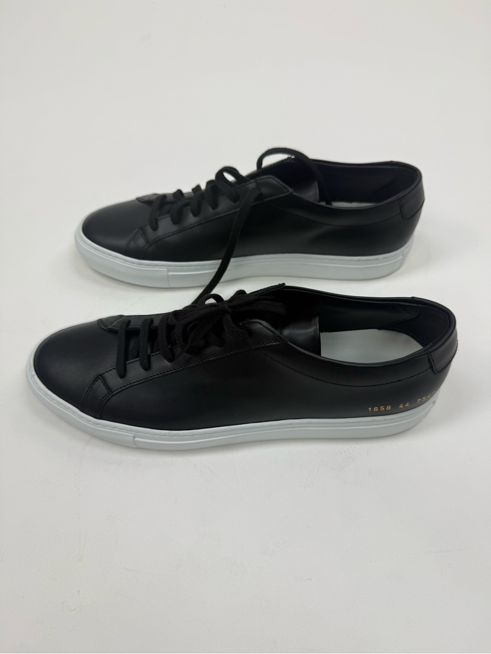 Common Projects Black Leather Low-Top Sneakers with White Sole